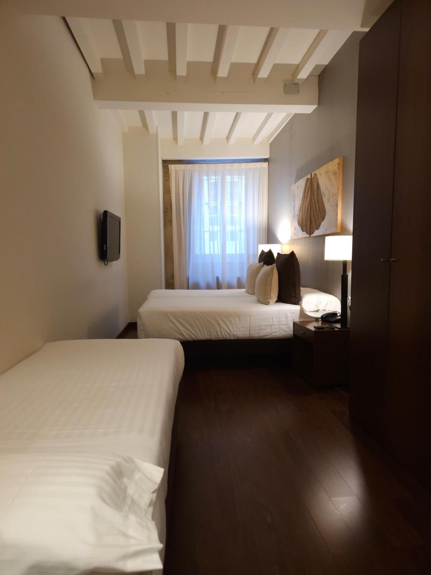 Carris Casa De La Troya 호텔 산티아고데콤포스텔라 외부 사진